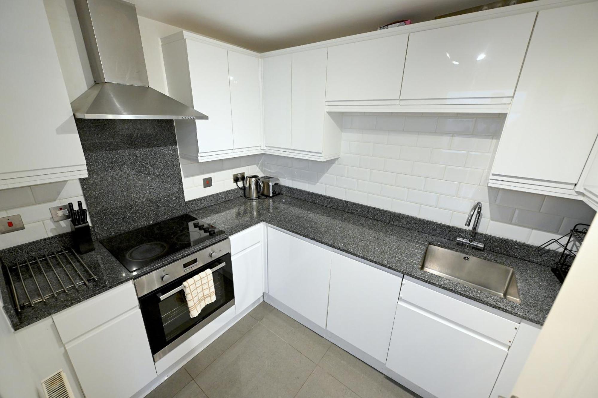 Unique 2-bedroom With River Views! Appartement Londen